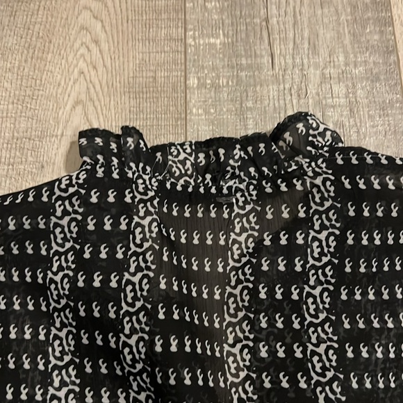 Fashion Mia Sheer Patterned Blouse - Picture 11 of 12